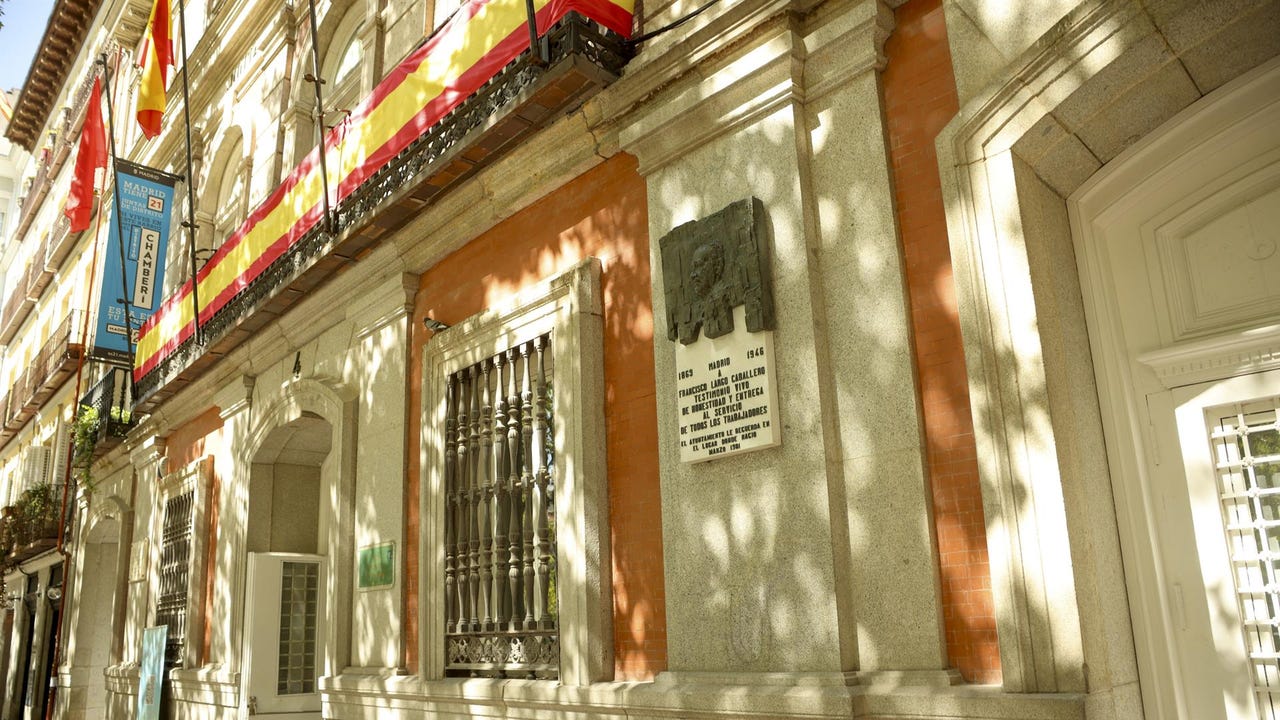Largo Caballero vuelve a Chamberí, pero la izquierda insiste en un «desagravio»