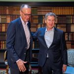 El canciller alemán, Friedich Merz, con el presidente del PP, Alberto Núñez Feijóo, este viernes en Madrid