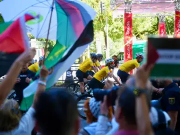 Protestas por la participación de Israel y en apoyo a Palestina en La Vuelta Ciclista Protestas por la participación de Israel y en apoyo a Palestina en La Vuelta Ciclista