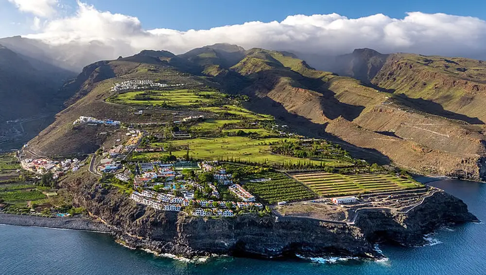 Este rincón escondido de España tiene clima de verano todo el año y alojamientos por menos de 50 euros este otoño