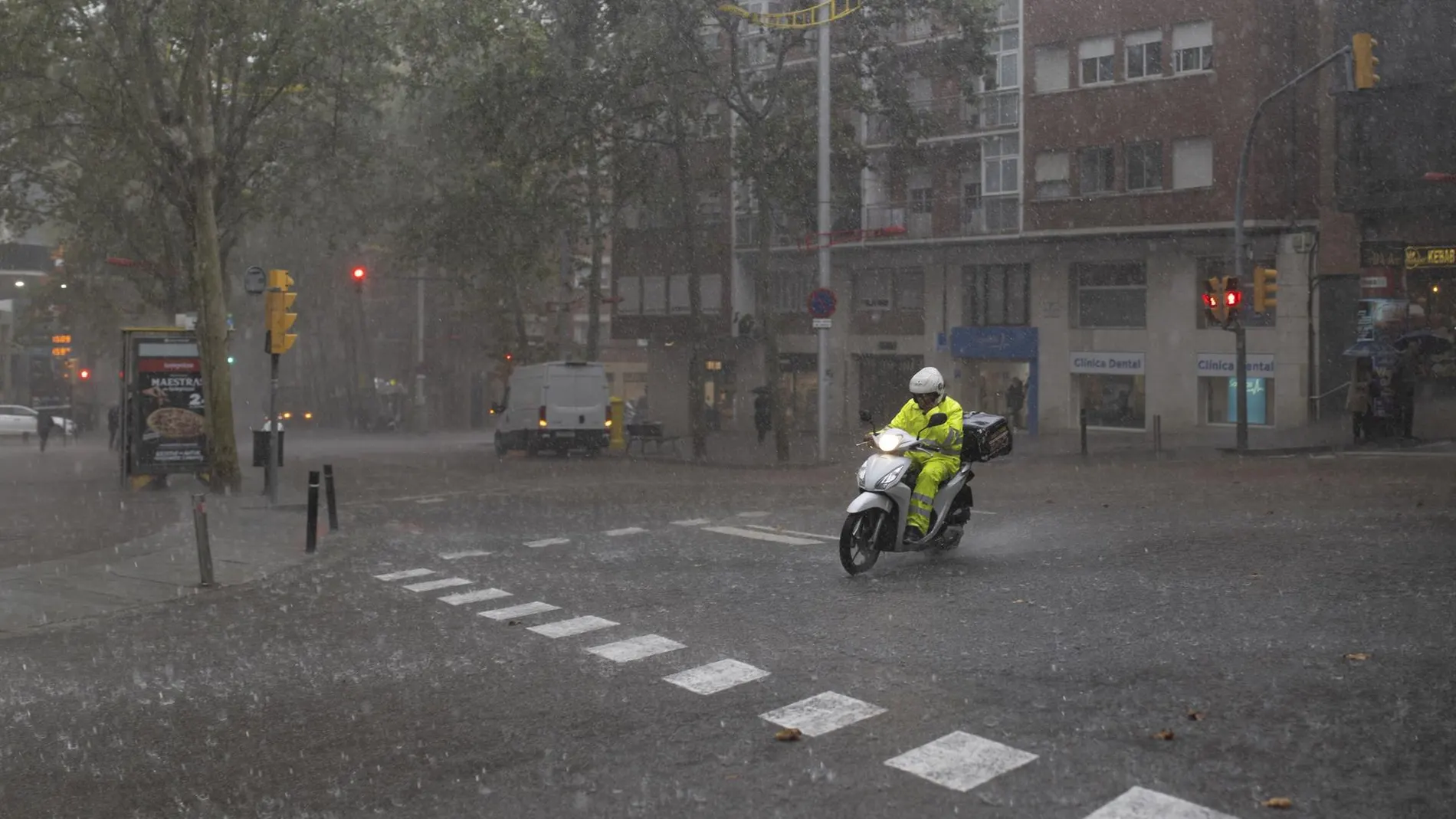 Protecció Civil activa la alerta Inuncat por lluvias intensas el domingo en Cataluña