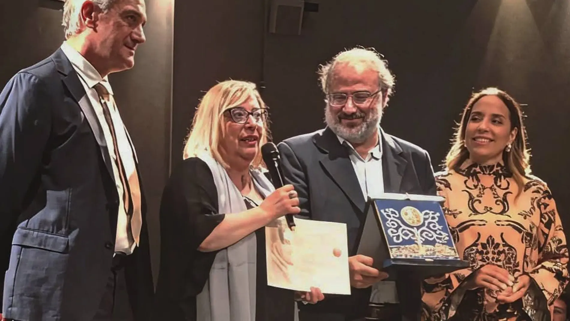 Alfredo Pérez Alencart recibe el prestigioso premio en Italia