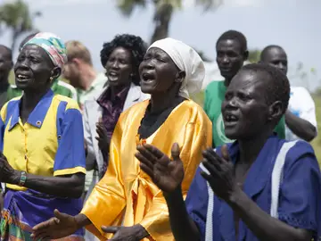 Los cristianos son perseguidos por su fe en varias zonas del mundo, en especial en África, donde en países como Nigeria asesinan a los fieles en un genocidio que va en aumento Los cristianos son perseguidos por su fe en varias zonas del mundo, en especial en África, donde en países como Nigeria asesinan a los fieles en un genocidio que va en aumento