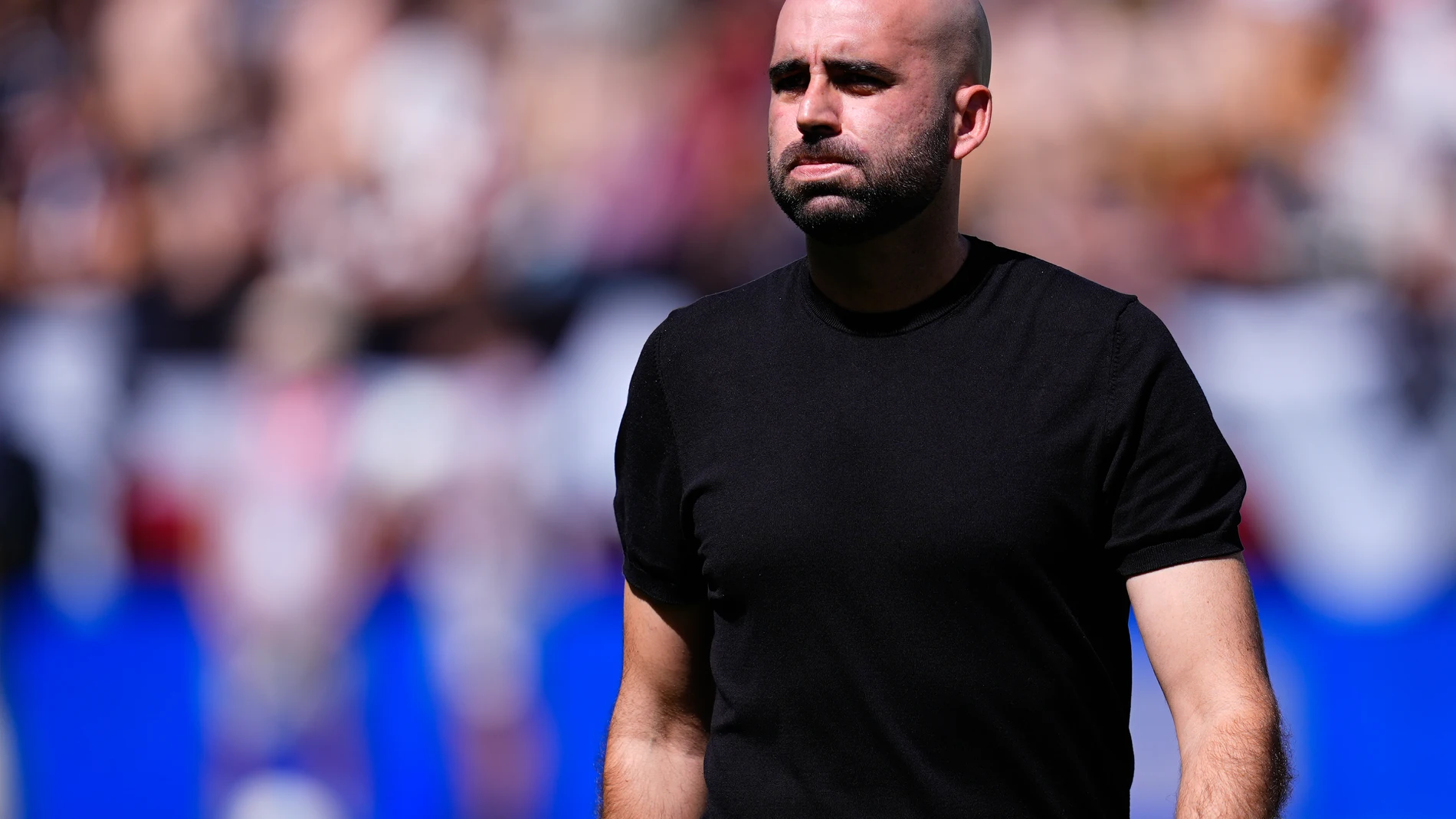 Claudio Giraldez, head coach of RC Celta de Vigo, looks on during the Spanish League, LaLiga EA Sports, football match played between Rayo Vallecano and RC Celta de Vigo at Estadio de Vallecas on September 21, 2025, in Madrid, Spain. AFP7 21/09/2025 ONLY FOR USE IN SPAIN