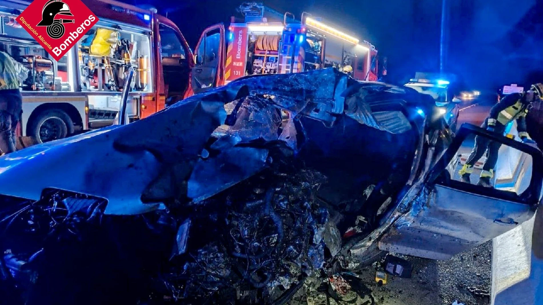 Accidente múltiple en Benissa REMITIDA / HANDOUT por CONSORCIO BOMBEROS Fotografía remitida a medios de comunicación exclusivamente para ilustrar la noticia a la que hace referencia la imagen, y citando la procedencia de la imagen en la firma 22/09/2025