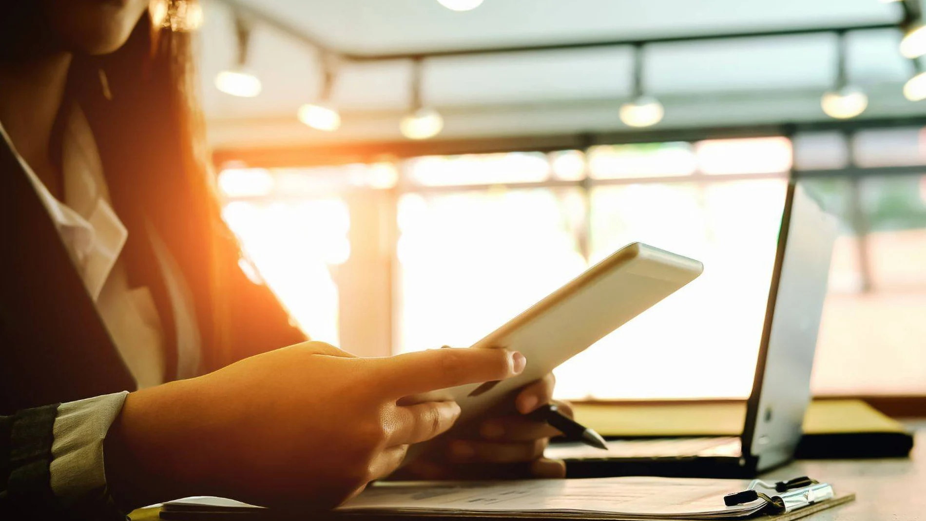 Cómo implementar una plataforma LMS para la formación interna en empresas