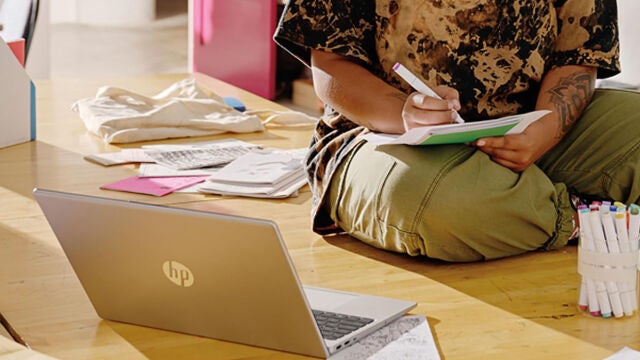 HP 15-fd0194ns