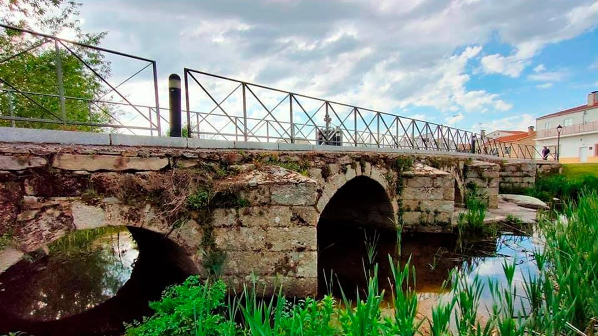 Imagen del puente de Almeida de Sayago (Zamora)