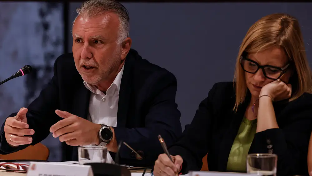 Ángel Víctor Torres se reúne con alcaldes y alcaldesas de las zonas afectadas por la dana