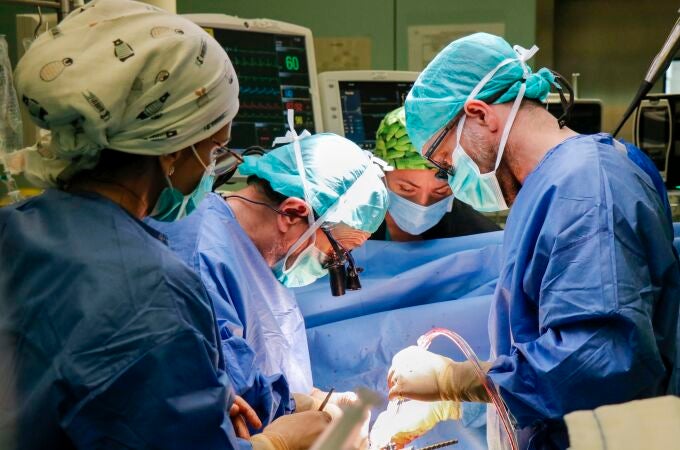 El Hospital de Sagunto realiza por primera vez un explante de corazón mediante el procedimiento de asistolia controlada