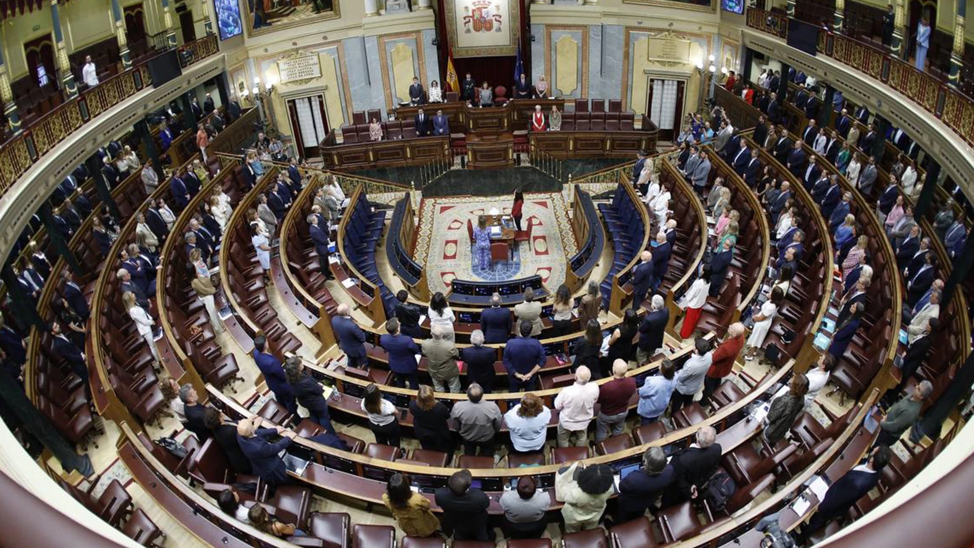 Diputados en el hemiciclo REMITIDA / HANDOUT por Congreso de los Diputados Fotografía remitida a medios de comunicación exclusivamente para ilustrar la noticia a la que hace referencia la imagen, y citando la procedencia de la imagen en la firma 24/09/2025