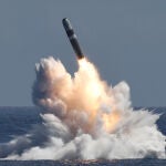 EEUU prueba misiles de largo alcance desde Florida en plena tensión con Venezuela