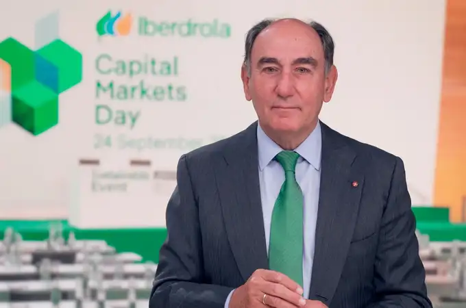 Iberdrola invertirá 14.000 millones en redes eléctricas en Reino Unido gracias a una retribución un 20% superior a la que ofrece Competencia Iberdrola invertirá 14.000 millones en redes eléctricas en Reino Unido gracias a una retribución un 20% superior a la que ofrece Competencia