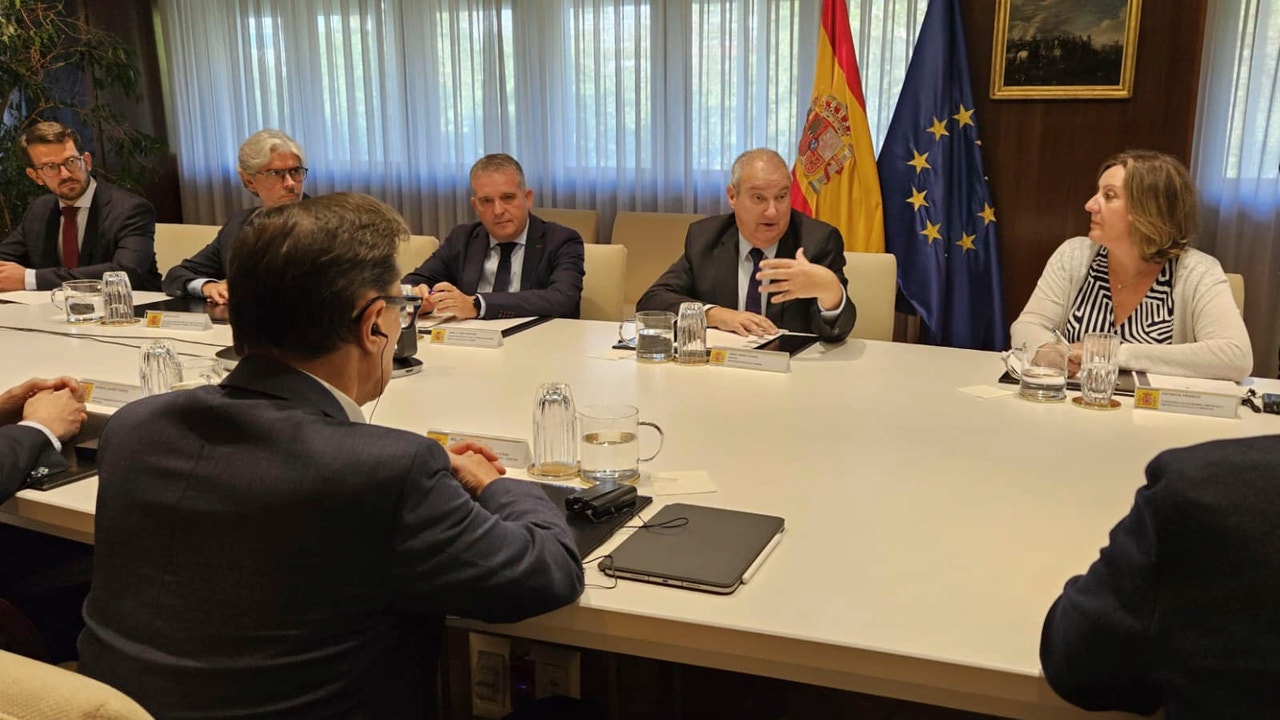 El Gobierno central dialoga con la empresa Mahle para disminuir los efectos negativos del ERE propuesto para su planta de Paterna (Valencia)