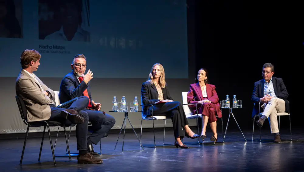 La mesa redonda celebrada en Móstoles giró en torno al emprendimiento y la inversión