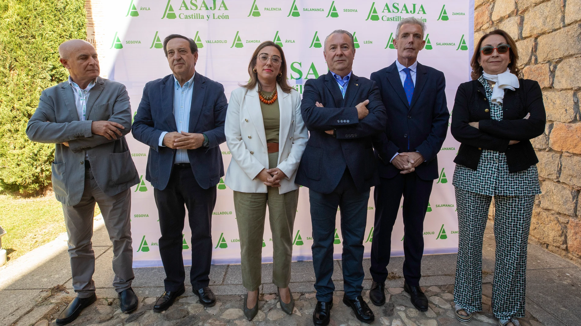 González Corral junto a Donaciano Dujo y Pedro Barato, entre otros