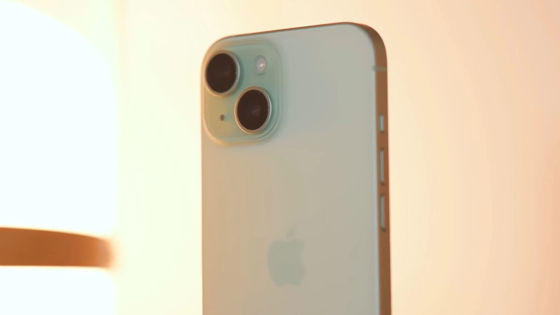 iPhone 15