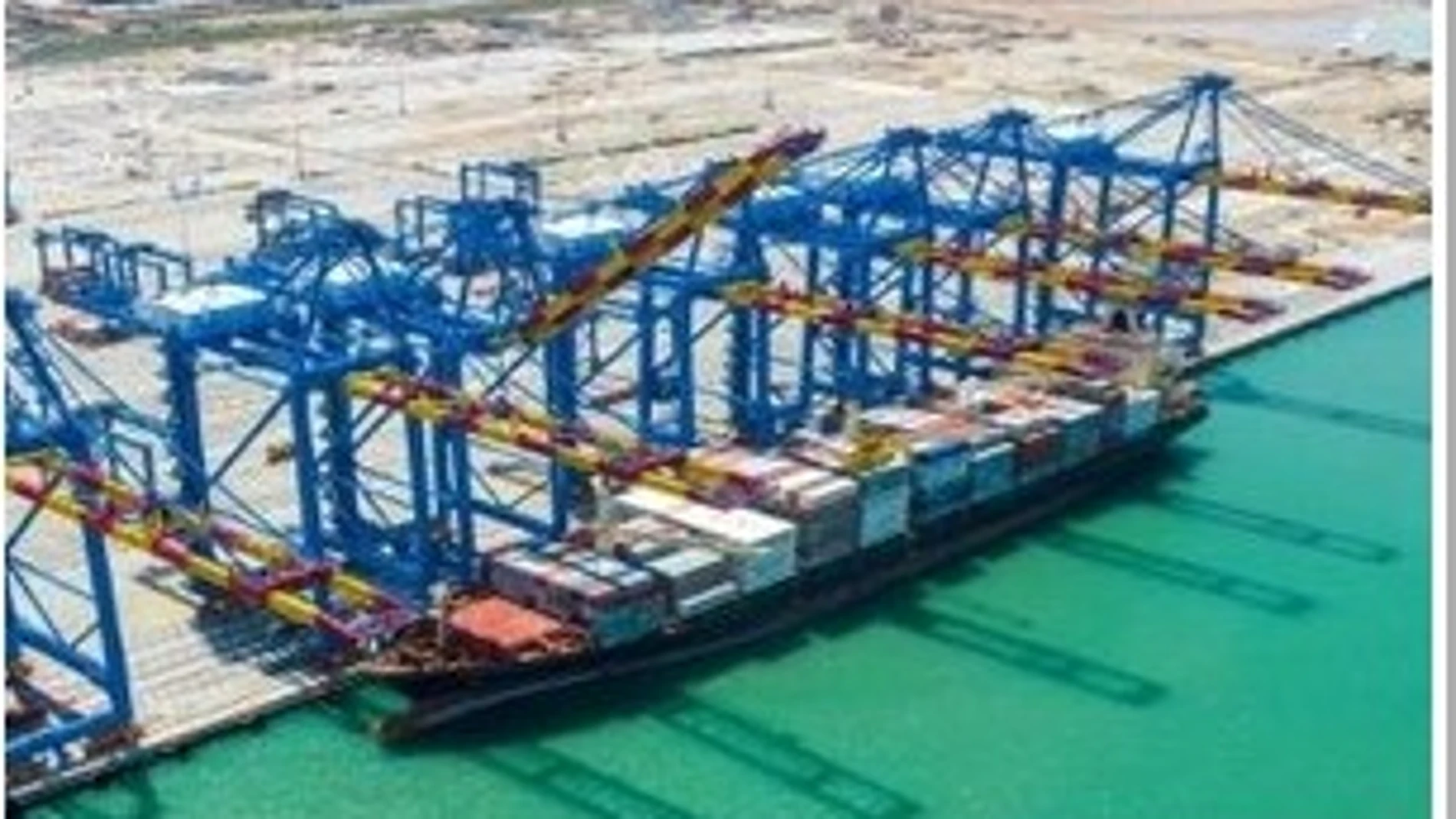 Grúas como las que se suministrarán a Nador