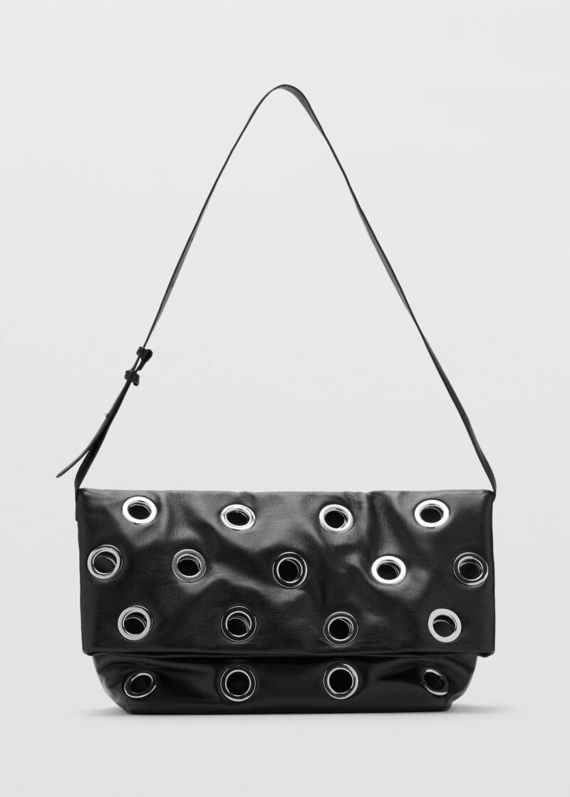 Bolso de arandelas.