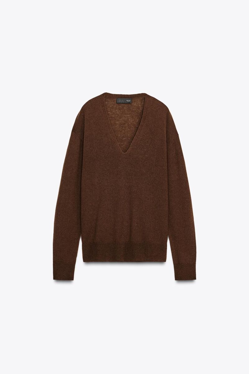 Jersey 100% lana extrasuave escote pico.