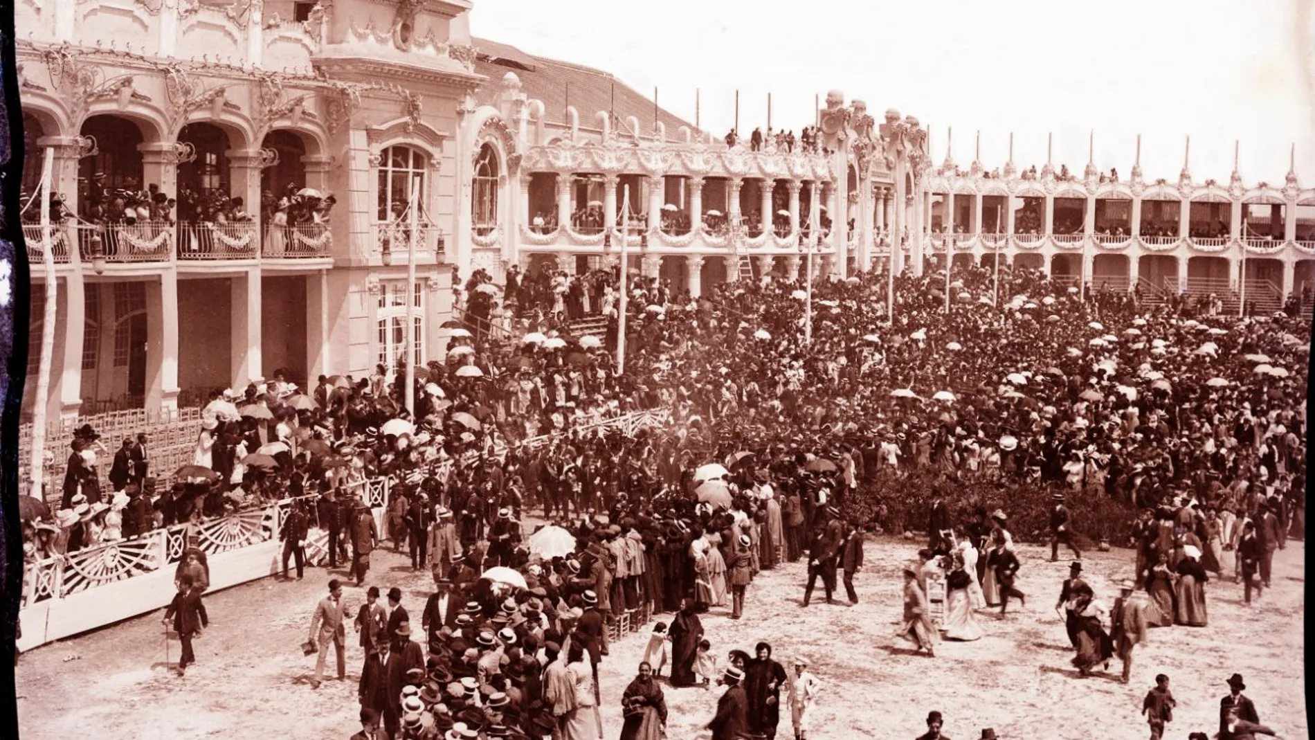 Imagen de la pista central de la Exposición Regional de 1909