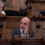 Sirera (PP) afirma que la pancarta en apoyo a la Flotilla vulnera la neutralidad del Ayuntamiento de Barcelona