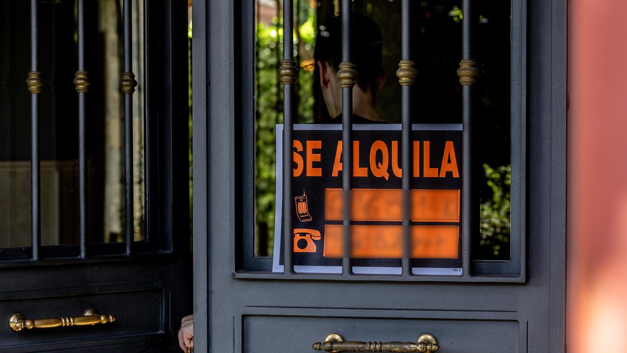 La subida de las rentas aprieta y la deuda de los inquilinos morosos por impagos del alquiler se eleva ya a 7.957 euros de media, un 4,23% más
