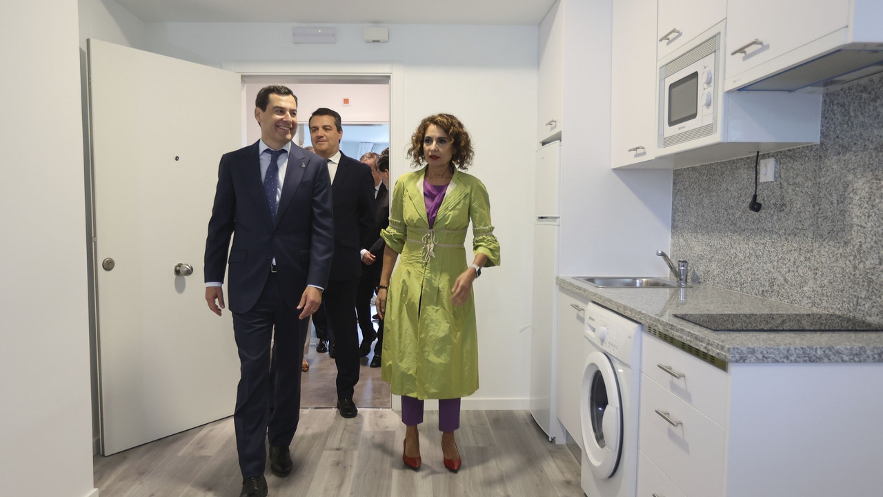 Moreno y Montero, juntos en Córdoba en la entrega de llaves de una promoción de viviendas