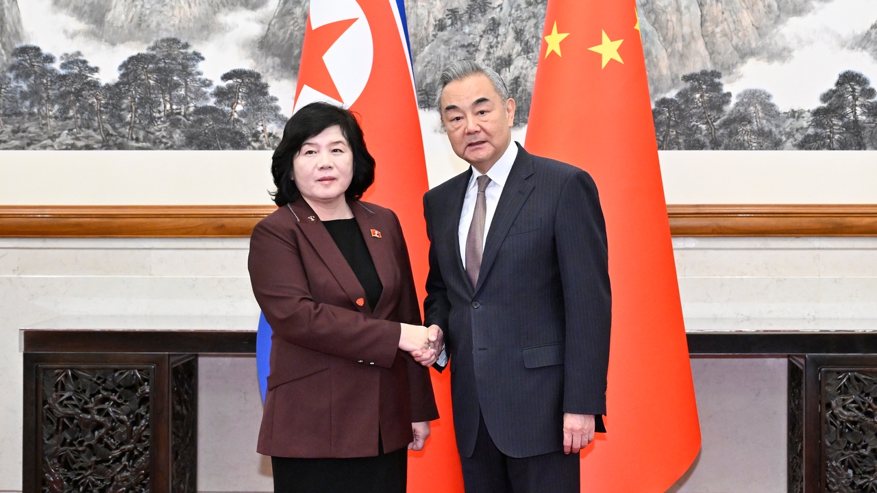 Corea del Norte quiere volver al escenario global bajo el paraguas de China y Rusia