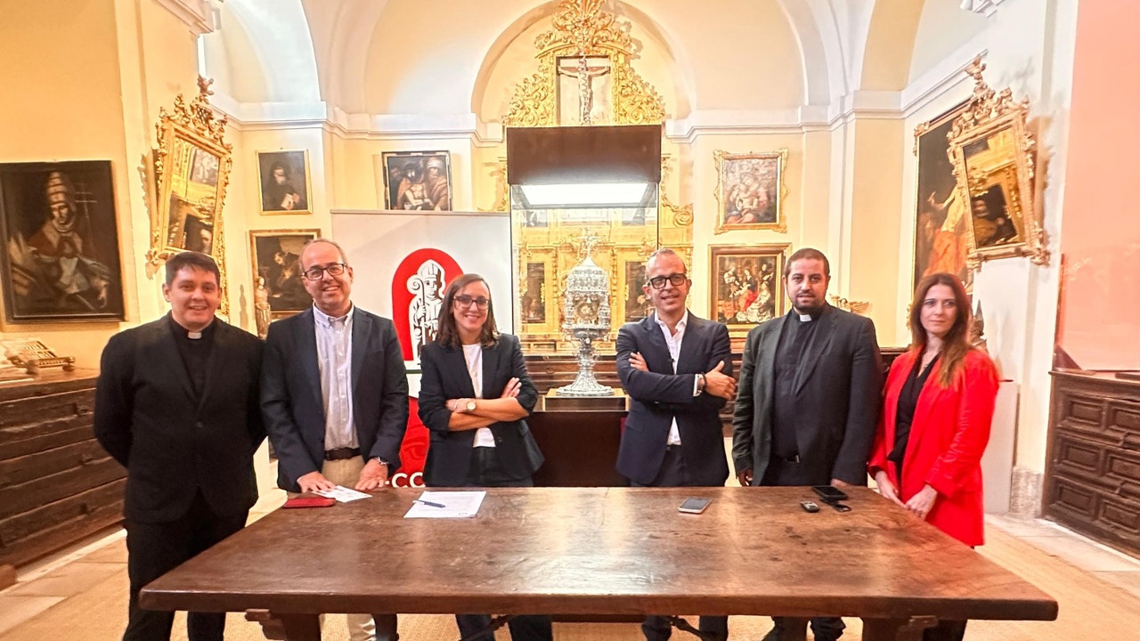 La joya de orfebrería del siglo XVI y símbolo de fe que viajará a Londres para su estudio y exposición en el Victoria & Albert Museum