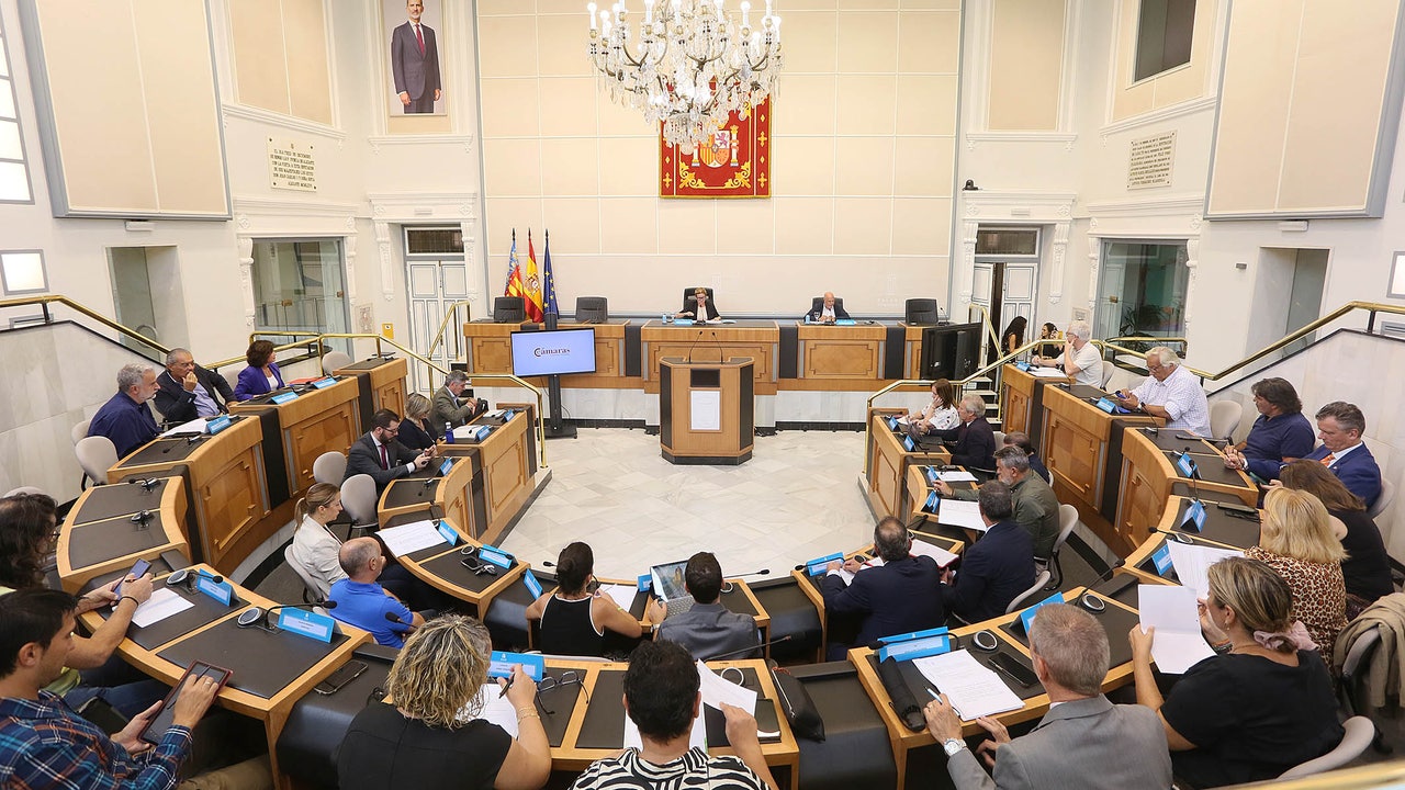 Un estudio cifra en 1.834 millones el déficIt inversor estatal en Alicante de 2008 a 2024