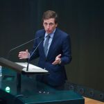 El primer edil ha incidido en que "nadie duda de que las mujeres tienen la madurez para recibir aquella información que ellas estimen adecuada"
