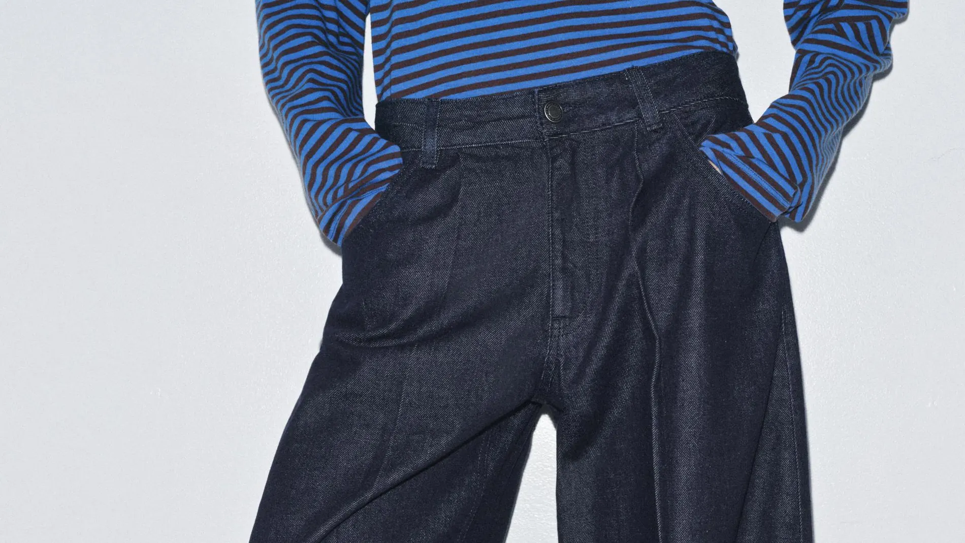 Los nuevos jeans de Zara que conquistan a las mujeres de más de 40 años