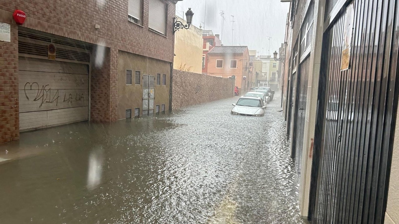 Cullera (Valencia) vive una noche de trombas e inundaciones pero sin incidentes graves