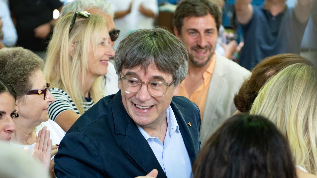 Puigdemont, a vueltas con su futuro
