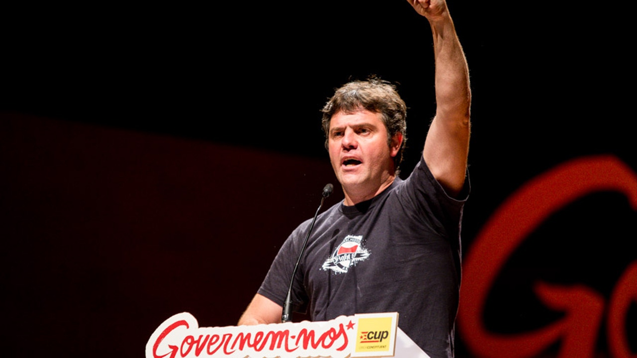 Un ex diputado de la ultraizquierda independentista: "En Cataluña necesitamos más inmigrantes y la sustitución demográfica"