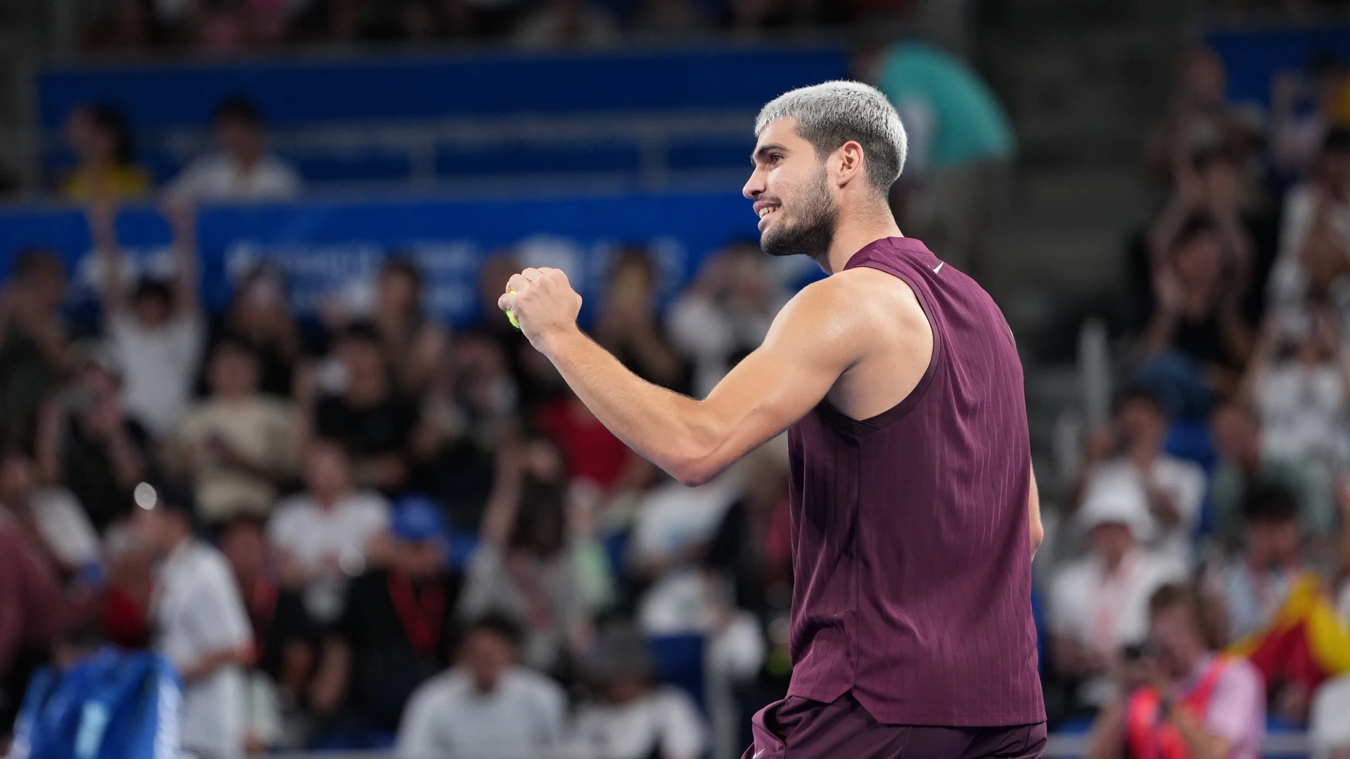 29 September 2025, Japan, Tokyo: Spanish tennis player Carlos Alcaraz celebrates defeating Norway's Casper Ruud during their men's semi final match of the Japan Open Tennis Championships at Ariake Colosseum in Tokyo. Photo: Ranjith Kumar/LiveMedia-IPA/ZUMA Press Wire/dpa Ranjith Kumar/LiveMedia-IPA/ZUMA / DPA 29/09/2025 ONLY FOR USE IN SPAIN