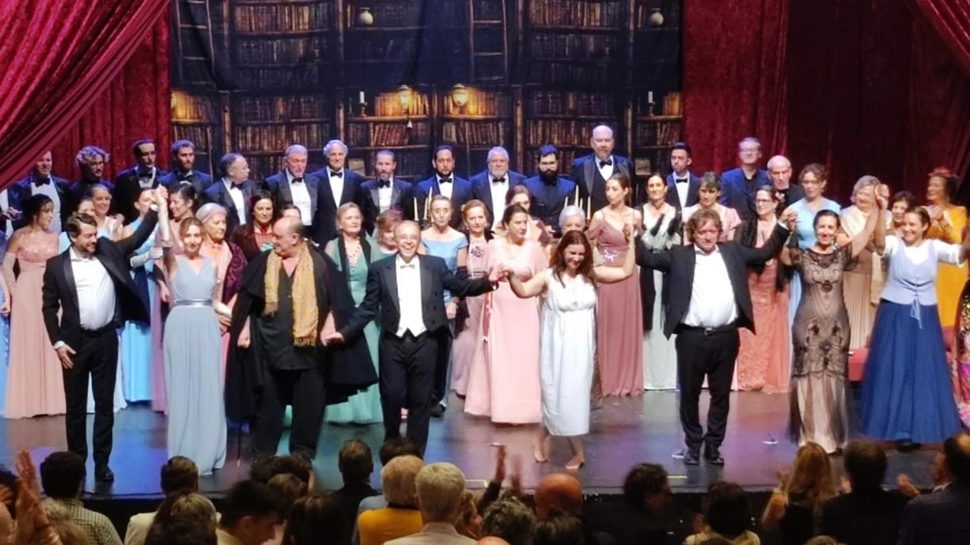El Club Victoria se suma a la temporada de ópera con una conferencia magistral del director José Carlos Carmona