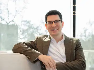 DR. DANIEL S. COHEN Director Médico de Clínica COLEV y de Eliza Project DR. DANIEL S. COHEN Director Médico de Clínica COLEV y de Eliza Project