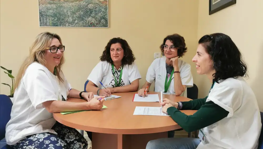 Reunión de trabajadoras sociales del Hospital Universitario de Valme