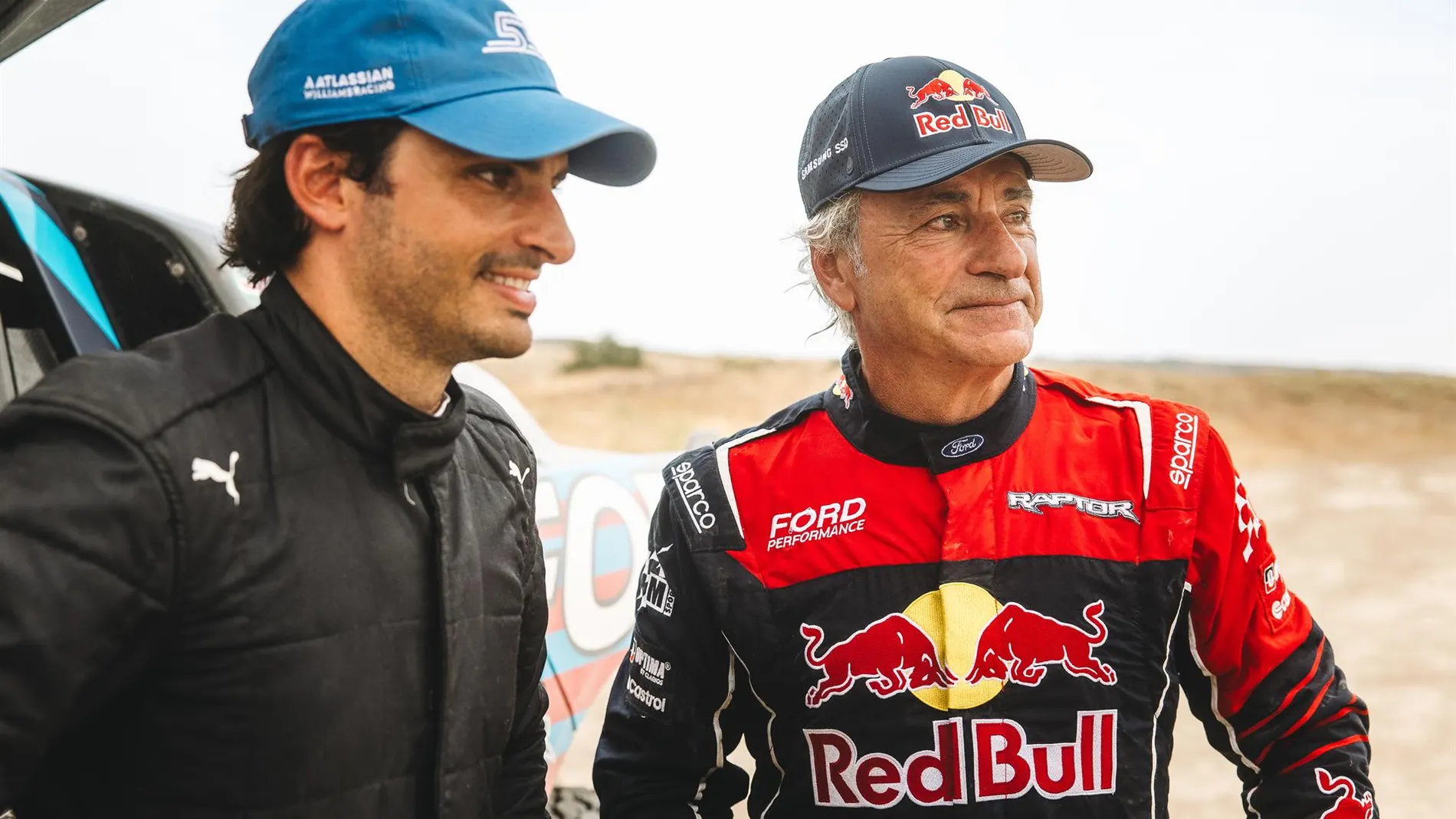 MADRID.-Carlos Sainz se sube al Ford Raptor T1+ de su padre: "Es acojonante"