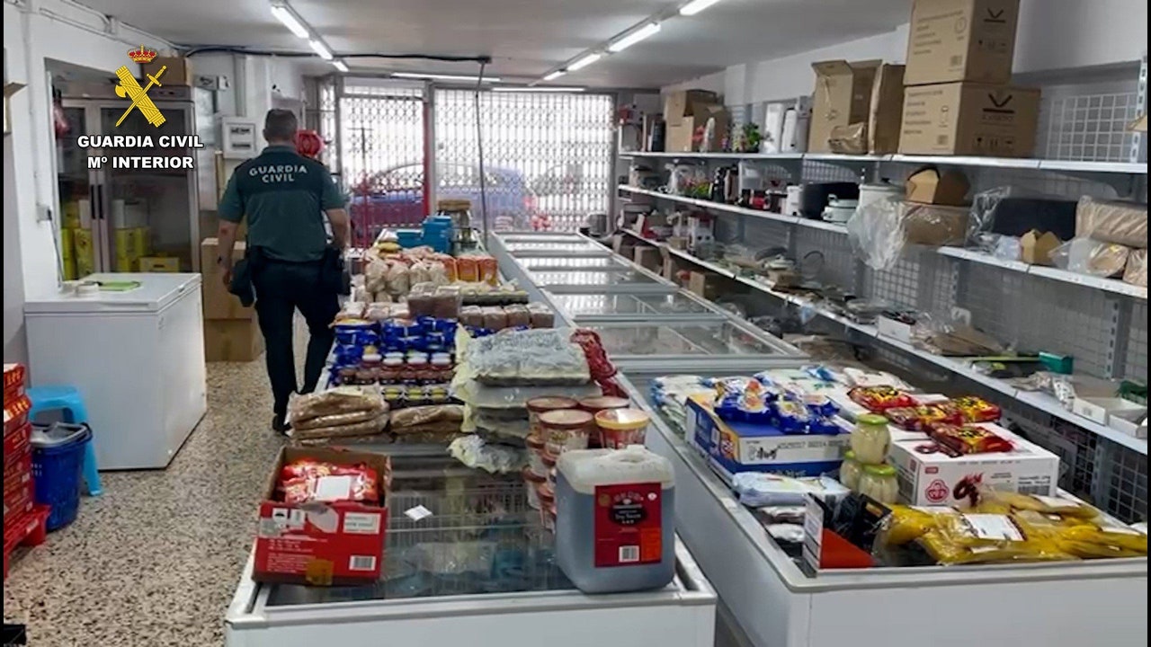 La Guardia Civil descubre una impactante irregularidad en un local de alimentación de Gran Canaria