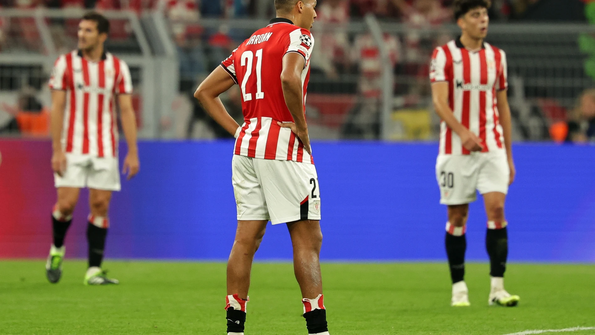 Maroan, después de uno de los goles encajados por el Athletic en el Signal Iduna Park