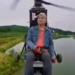 Un influencer chino muere al estrellarse la aeronave que pilotaba durante una retransmisión en directo Un influencer chino muere al estrellarse la aeronave que pilotaba durante una retransmisión en directo