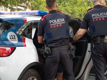 Detención de los Mossos d'Esquadra