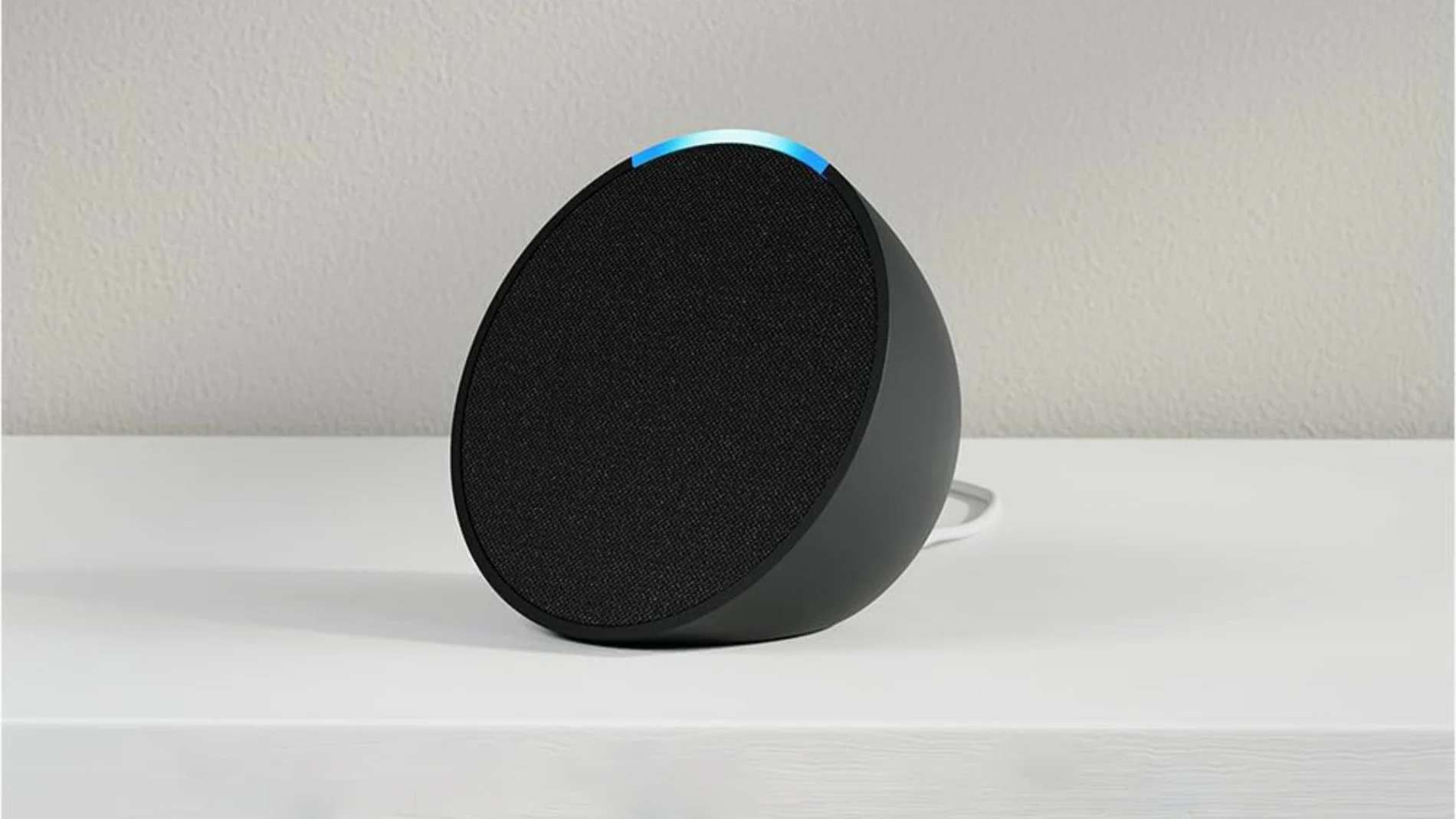 Echo Pop es el altavoz inteligente más barato de Amazon