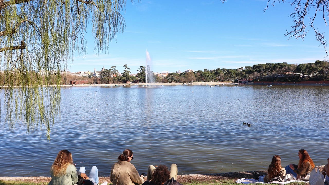 El buen tiempo se resiste al otoño: la AEMET confirma temperaturas de más de 30 grados en estas zonas de España