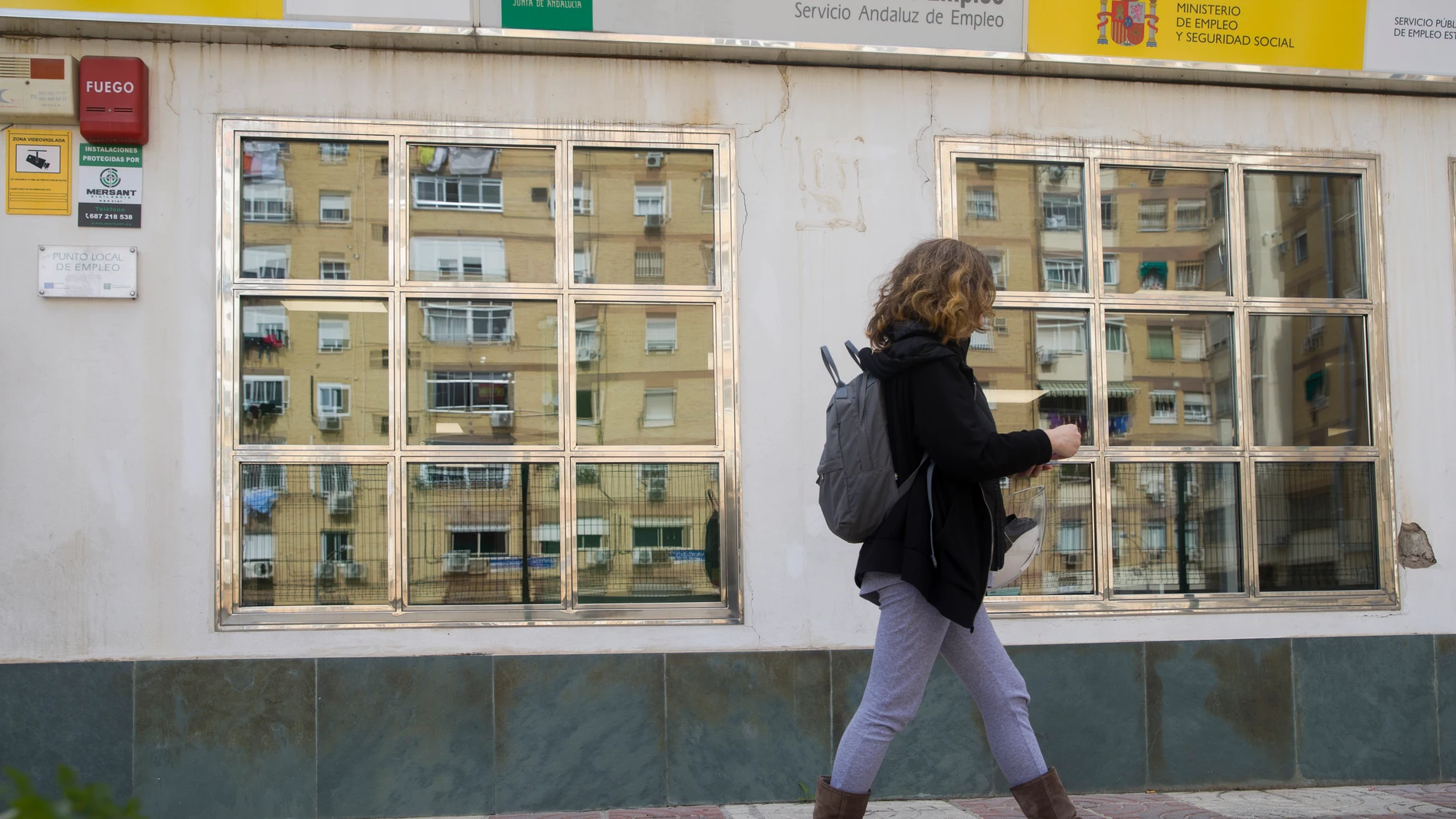 El paro en Andalucía sube solo en 7.116 personas en septiembre