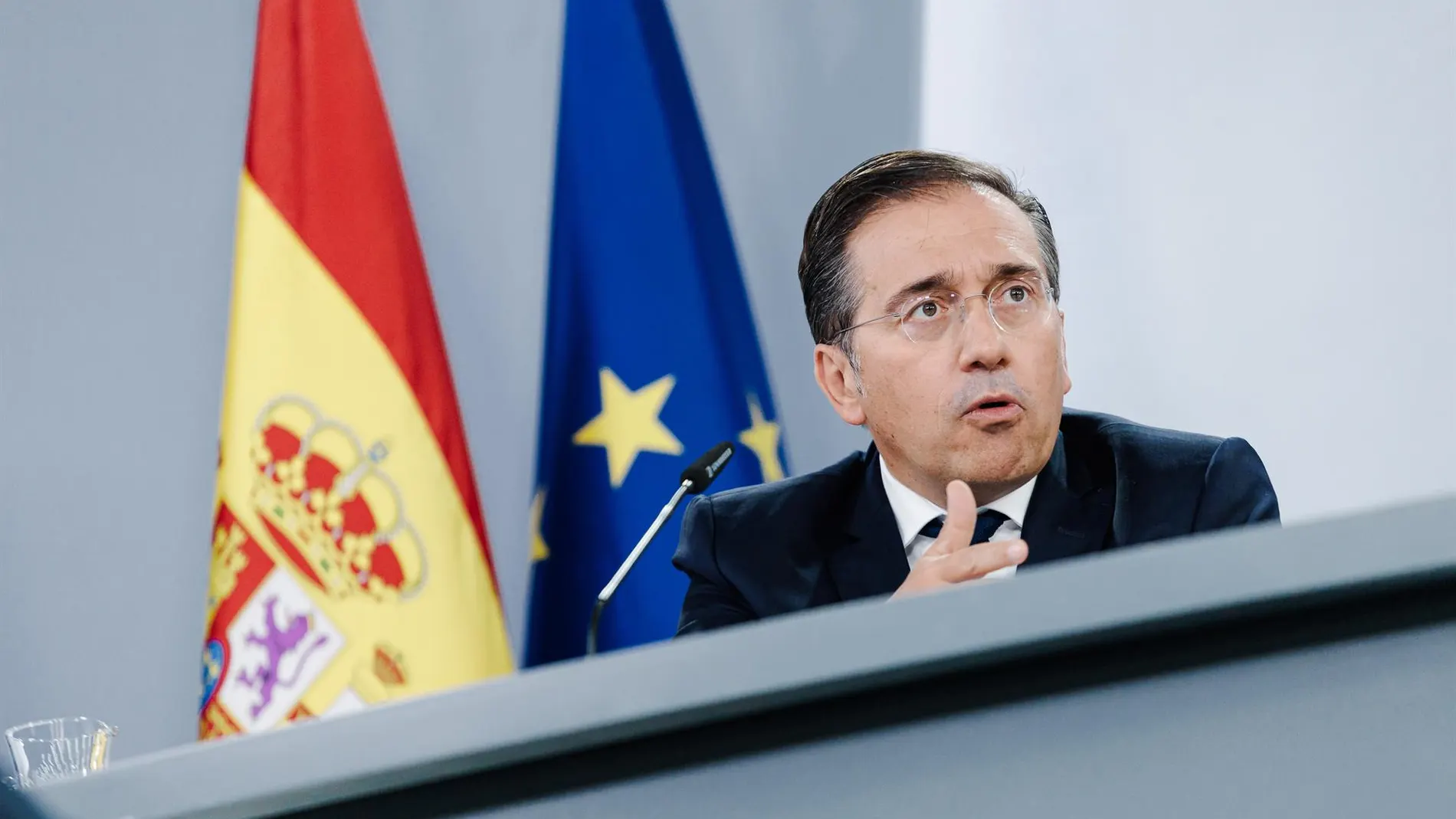 AMP.- Albares pide a Israel que respete la "integridad física y los derechos" de los integrantes de la flotilla