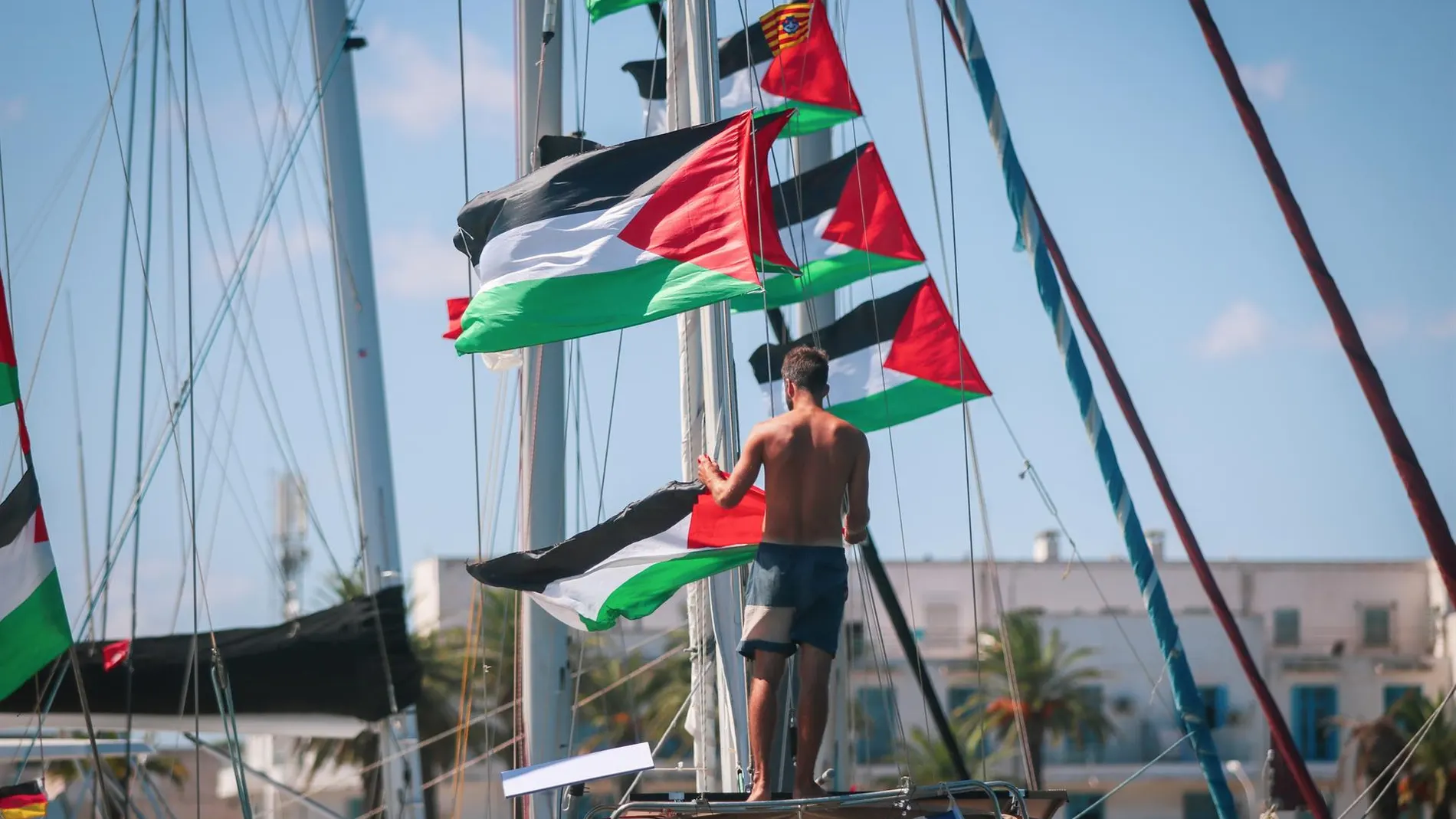 O.Próximo.- Bruselas pide respeto al derecho de navegación tras el asalto de Israel a la flotilla humanitaria a Gaza